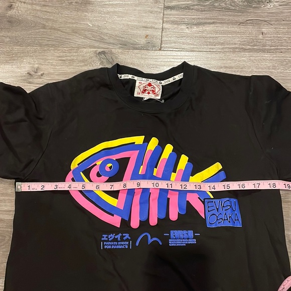 EUC Authentic EVISU T-shirt Evergreen Japan Streetwear Brand Size Medium - Picture 7 of 9